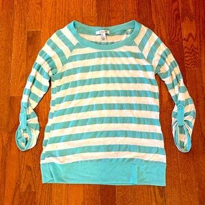 Forever 21 long sleeve shirt‎